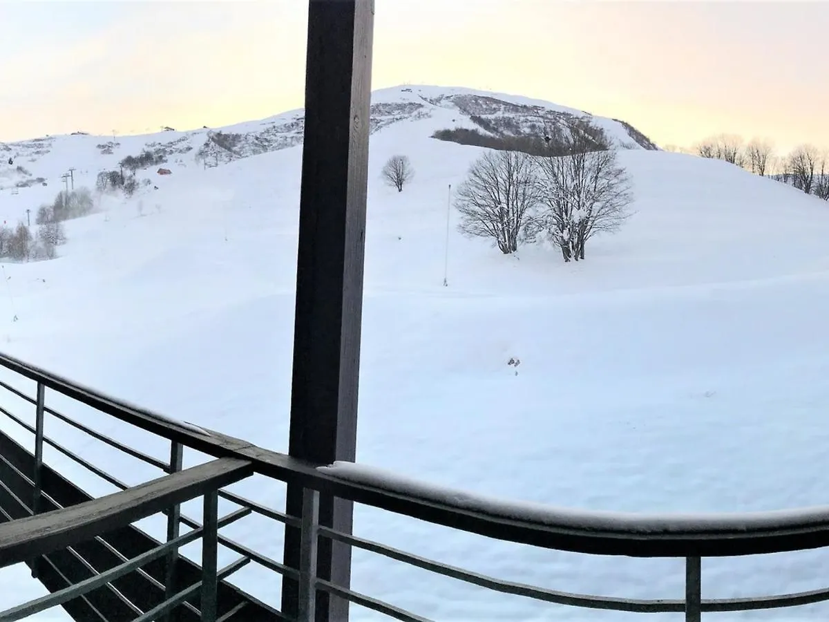 Duplex Renove, 8/10 Pers, Skis Aux Pieds, Balcon Sud, Calme, Piscine Chauffee - Fr-1-267-180 Le Corbier 0*,  France